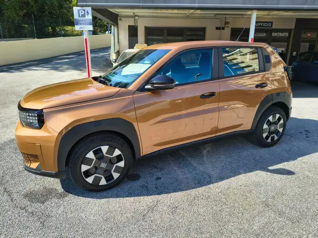 Fiat Grande Panda 1.2 110 CV Hybrid Icon - INCENTIVI - NUOVA