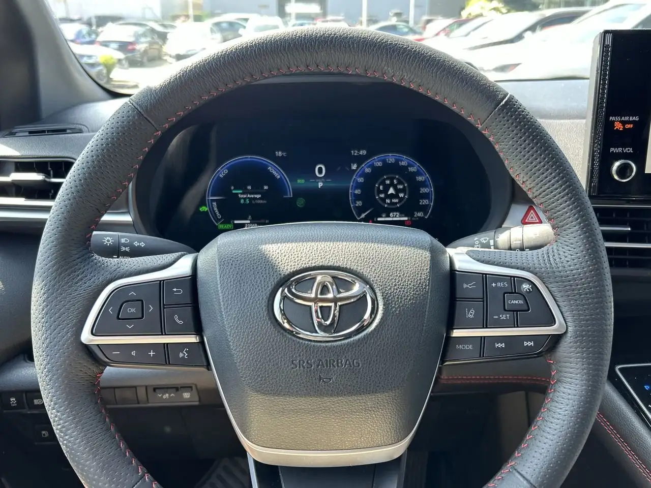 Toyota Sienna снимка Toyota Sienna