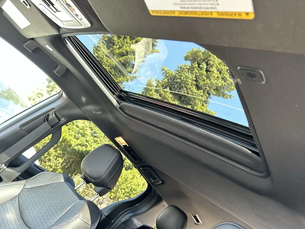 Toyota Sienna снимка Toyota Sienna