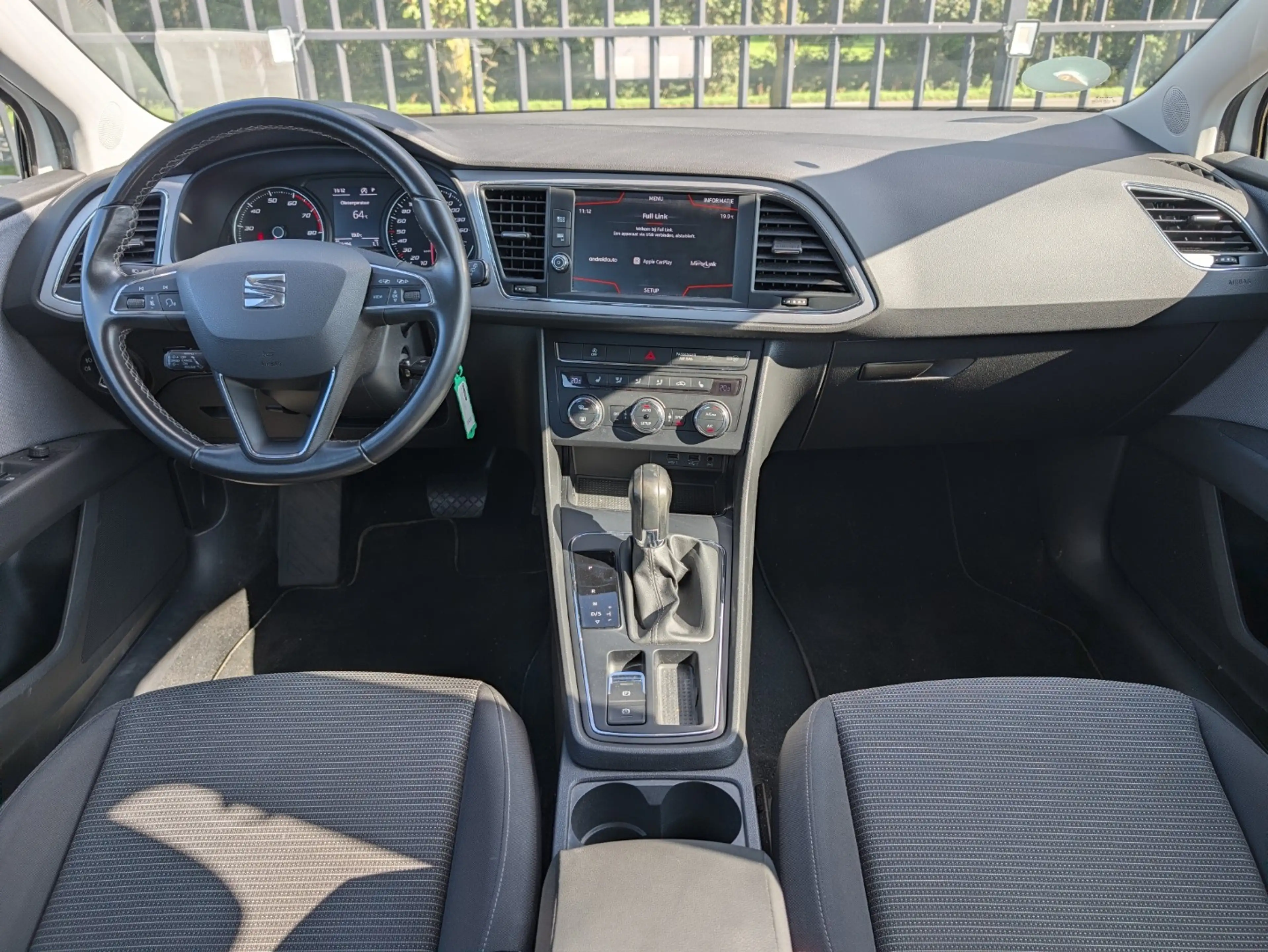 SEAT Leon 1.5 TSI 150PK | Trekhaak | Camera | ACC | Stoelver — photo 2