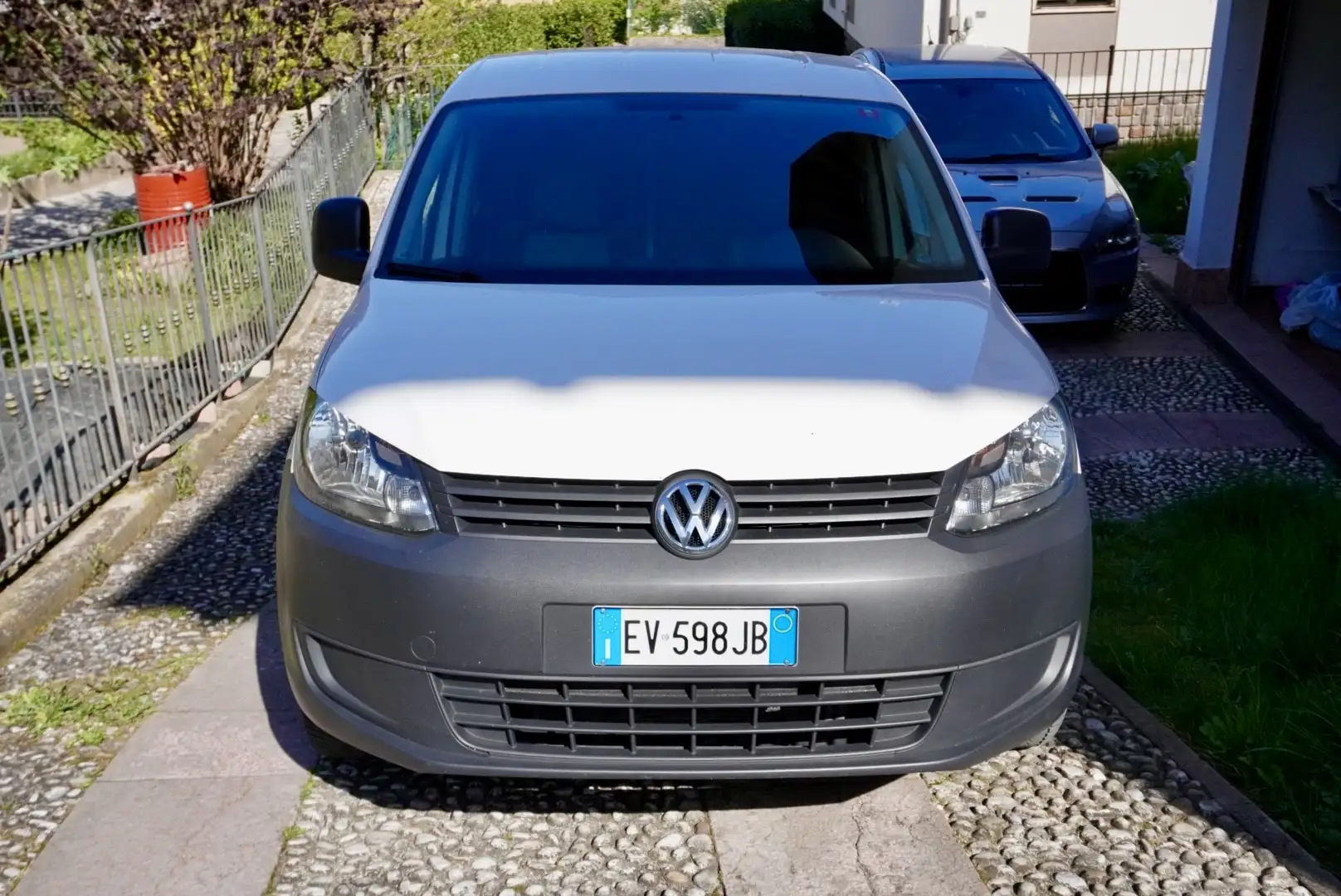 Volkswagen Caddy - 1