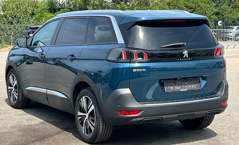 Peugeot 5008 5008 1.5 BlueHDi Allure 7ZITS CAMERA NAVY — photo 7