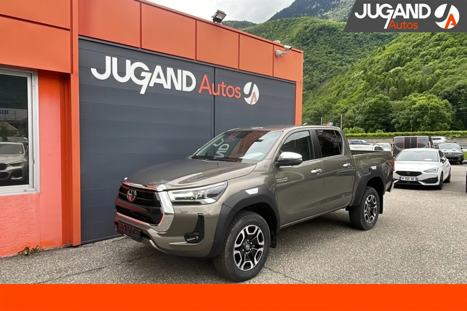 Toyota Hilux 2.8 204 BVA EXECUTIVE 4PL Bronce - 1
