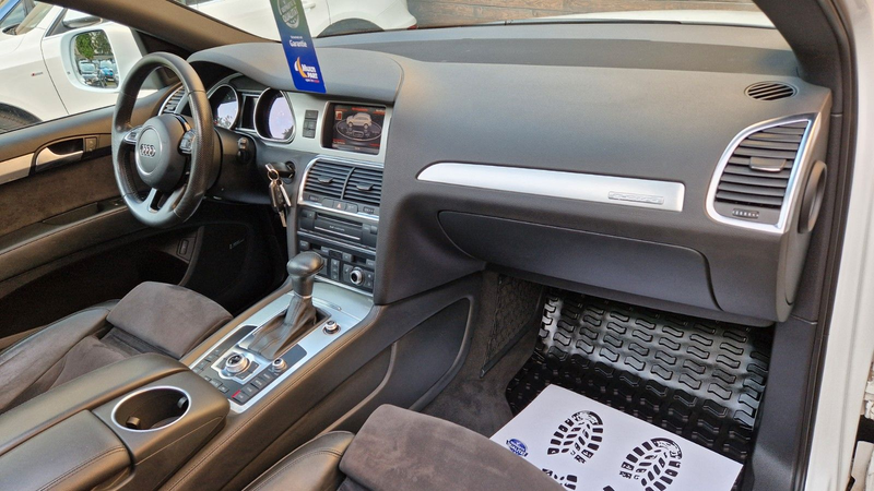 Audi Q7 3.0 TDI quattro, Panorama-Schiebedach, S-Line — photo 15