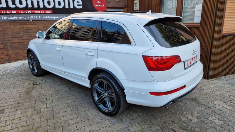 Audi Q7 3.0 TDI quattro, Panorama-Schiebedach, S-Line — photo 6