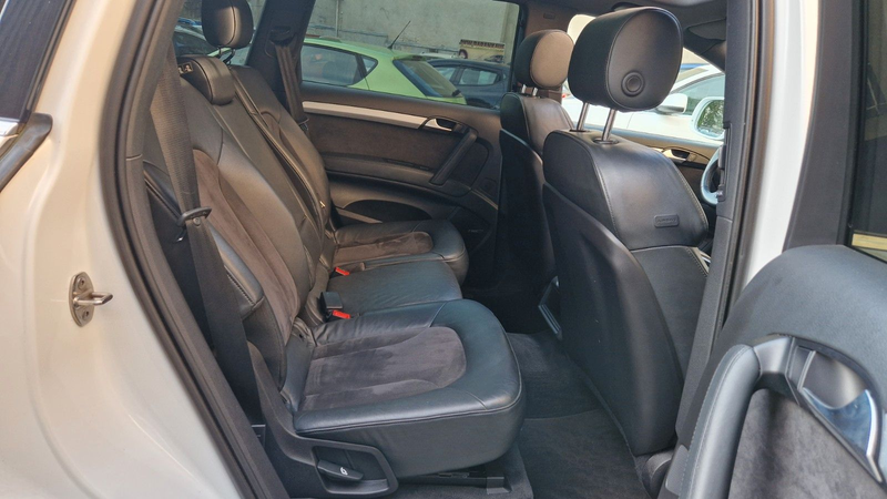 Audi Q7 3.0 TDI quattro, Panorama-Schiebedach, S-Line — photo 13