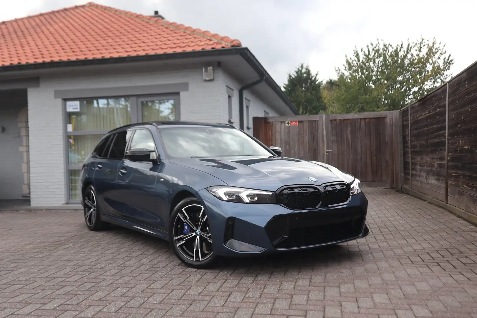 BMW 340 M D X-drive /Facelift//Pano/Adapt/360°/headup/ Blu/Azzurro - 1