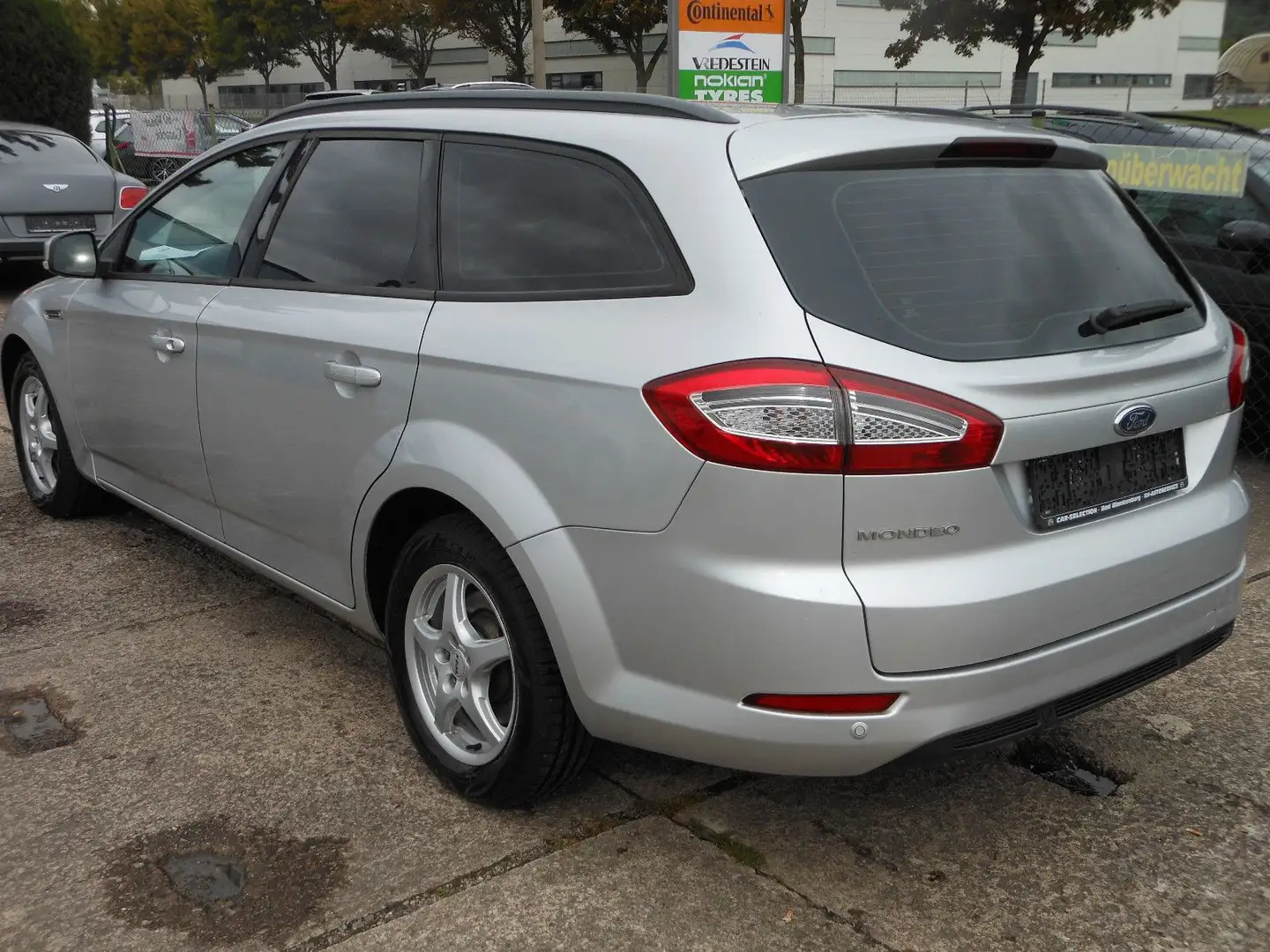 Ford Mondeo Turnier Argent - 2
