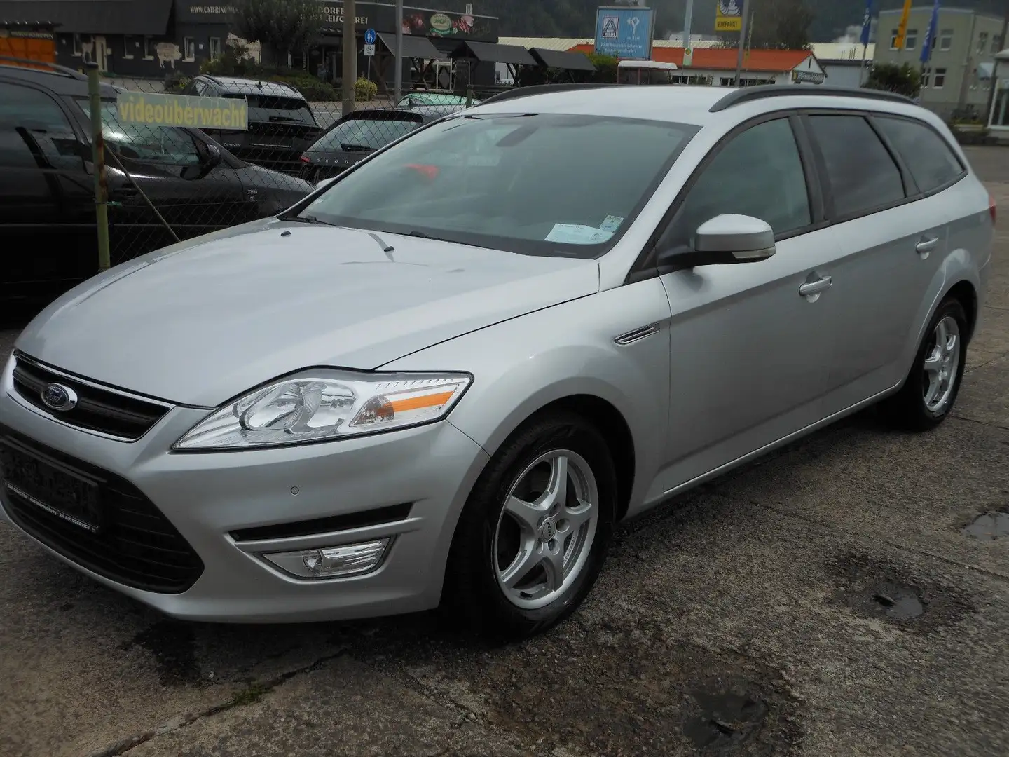 Ford Mondeo Turnier Argent - 1
