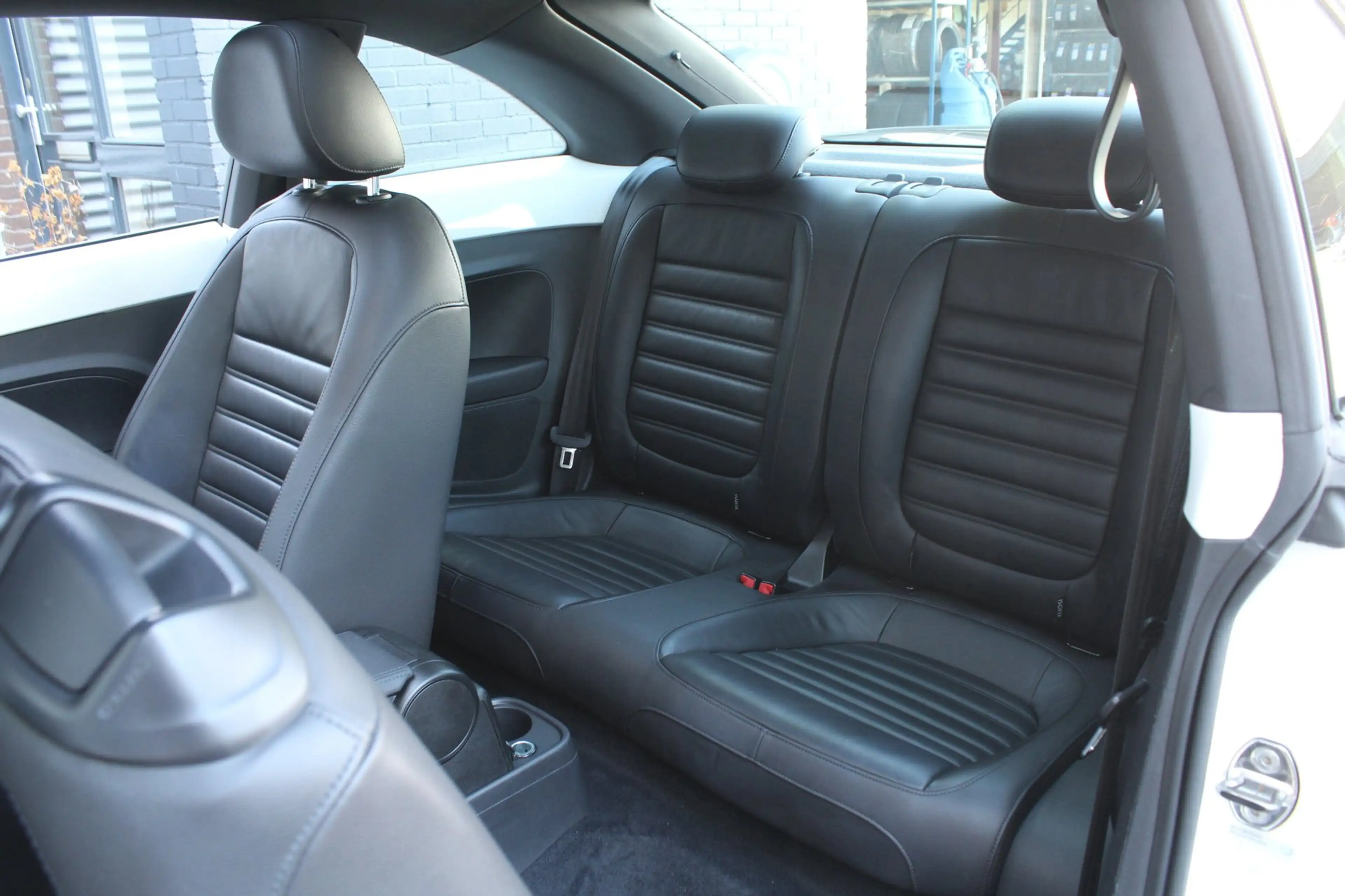 Volkswagen Beetle 1.4 TSI 161pk Sport Panoramadak Fender Leder — photo 23