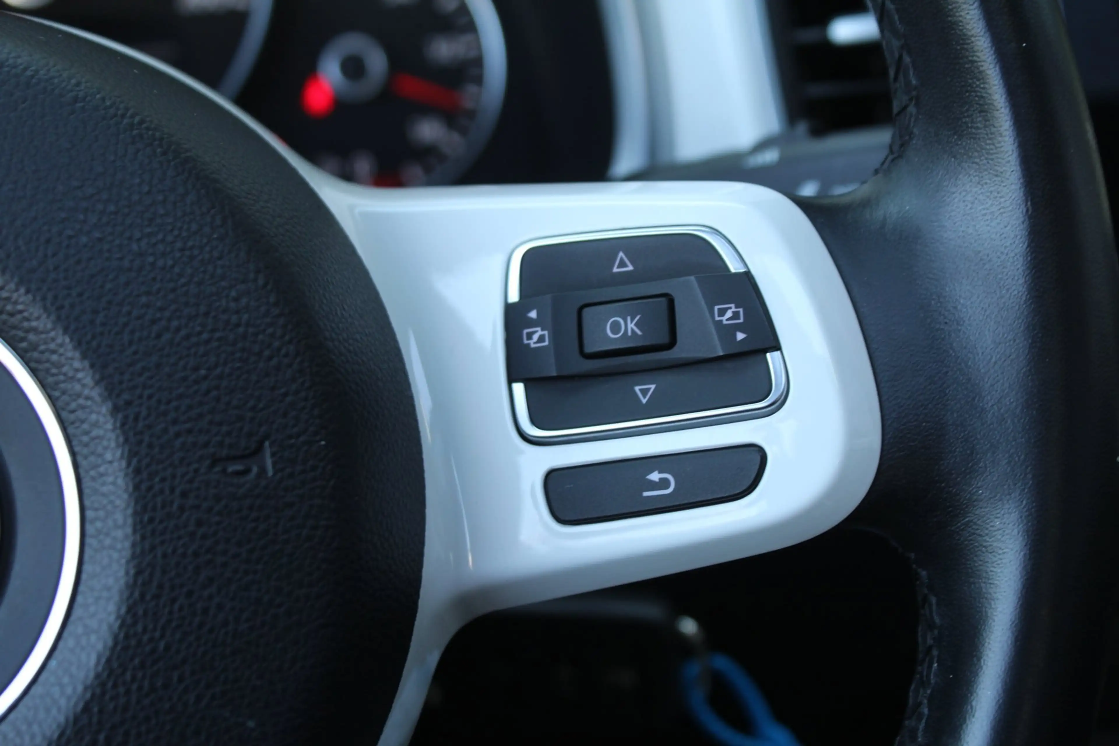 Volkswagen Beetle 1.4 TSI 161pk Sport Panoramadak Fender Leder — photo 18