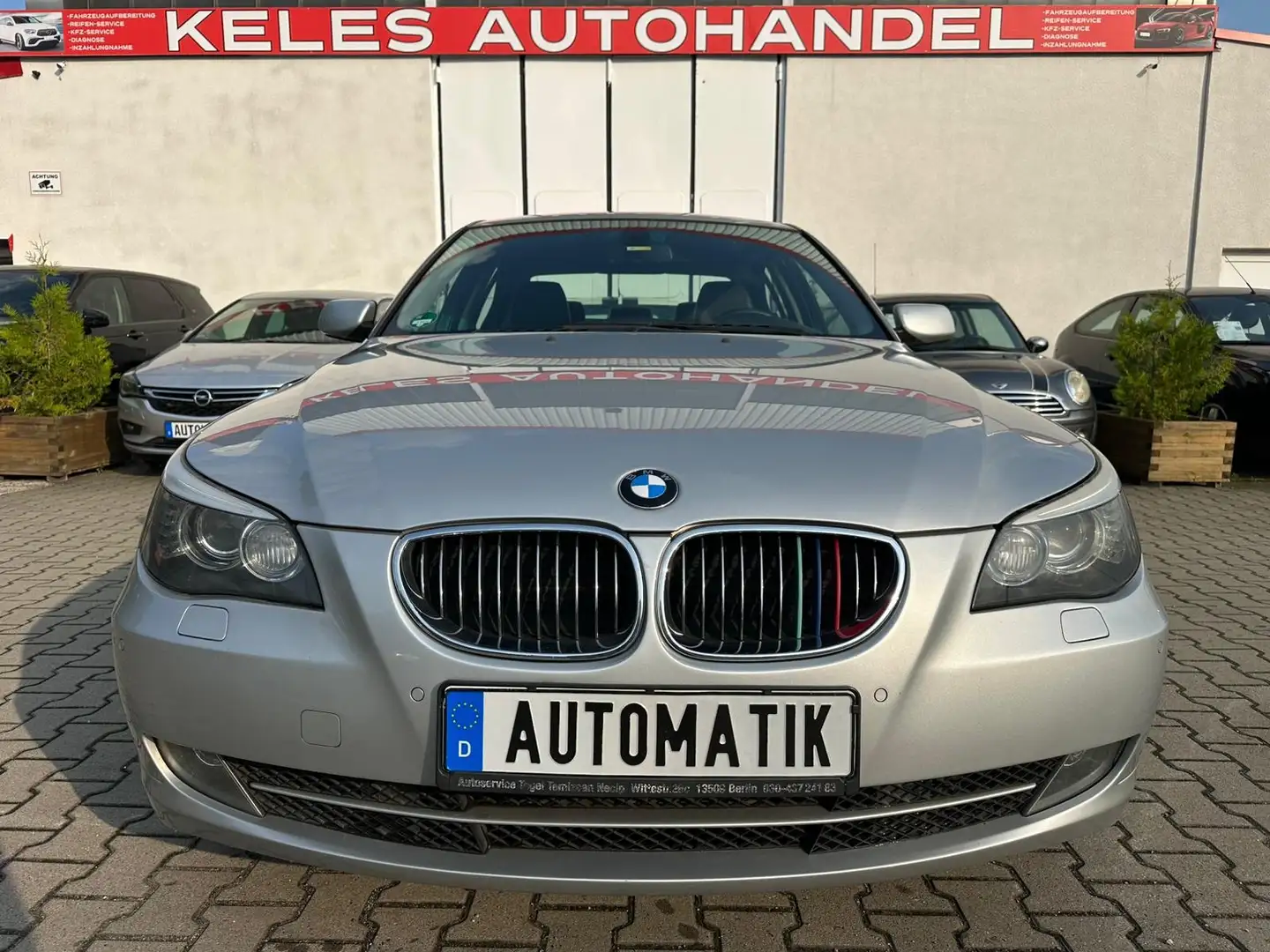 BMW 530 Tüv neu Серебристый - 1