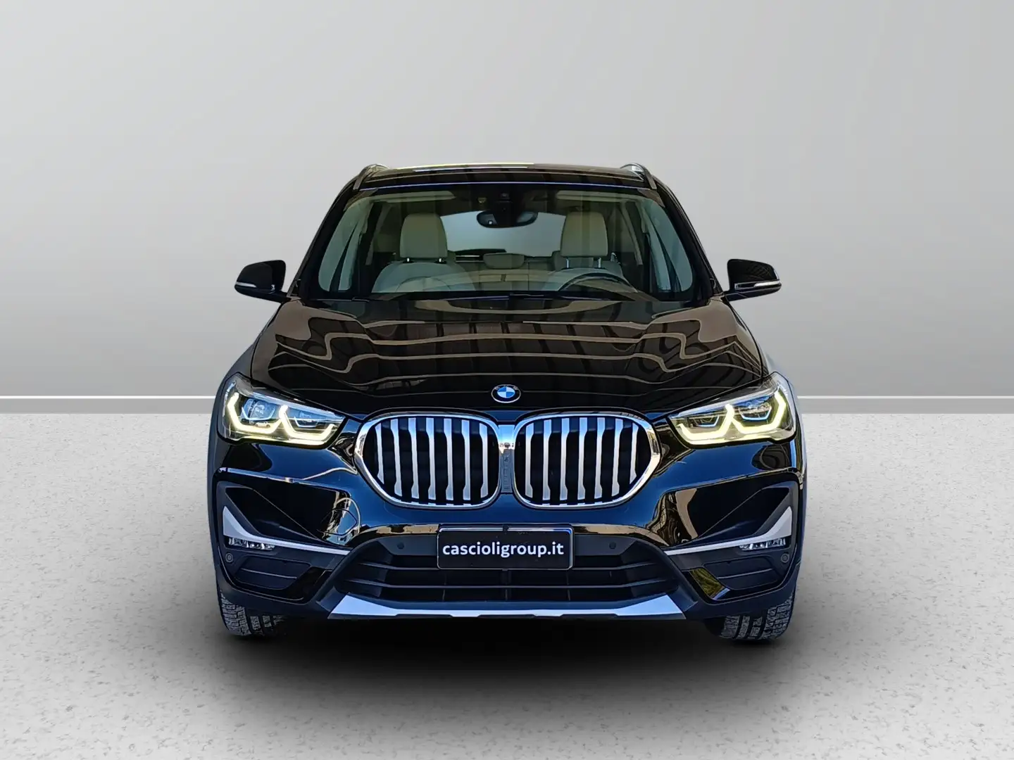BMW X1 sdrive18d xLine Plus auto Zwart - 2