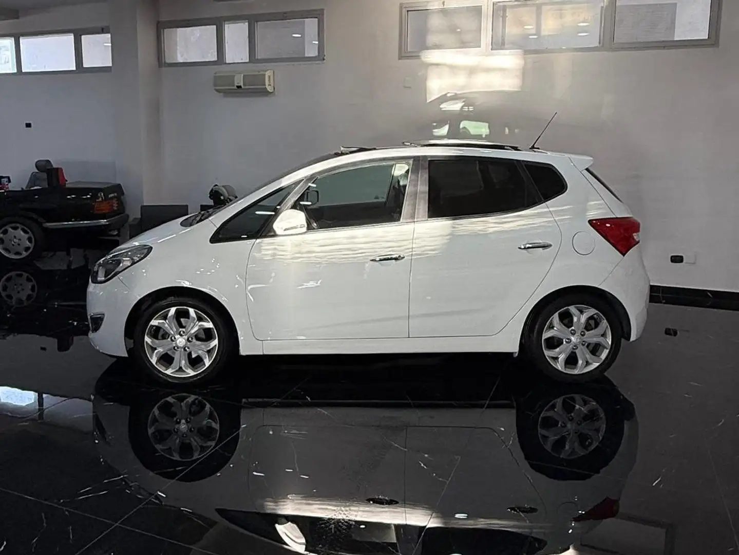 Hyundai iX20 ix20 1.4 crdi Style 90cv Bianco - 2