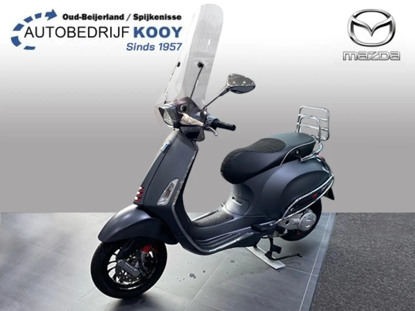 Piaggio Vespa Sprint 4T Sport + Alarm + Diverse Accessoire Grijs - 1