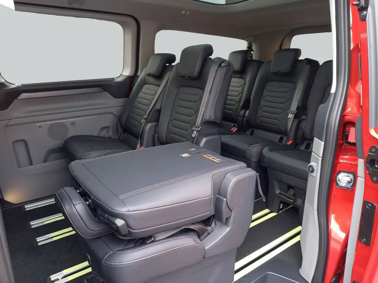 Ford Tourneo Custom 320 L2H1 4x4 Titanium X 2.0 TDCi 12 10