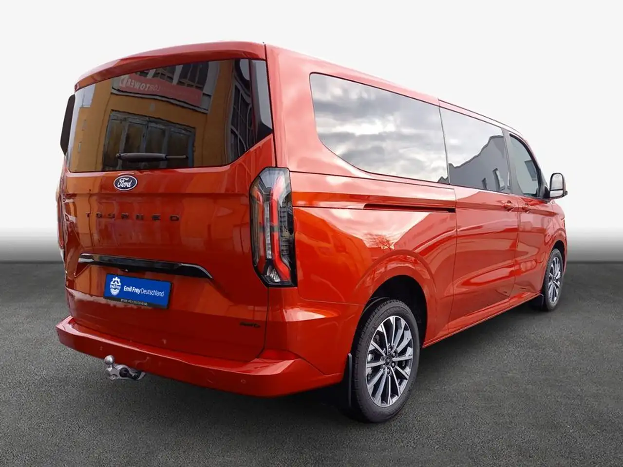 Ford Tourneo Custom 320 L2H1 4x4 Titanium X 2.0 TDCi 12 2