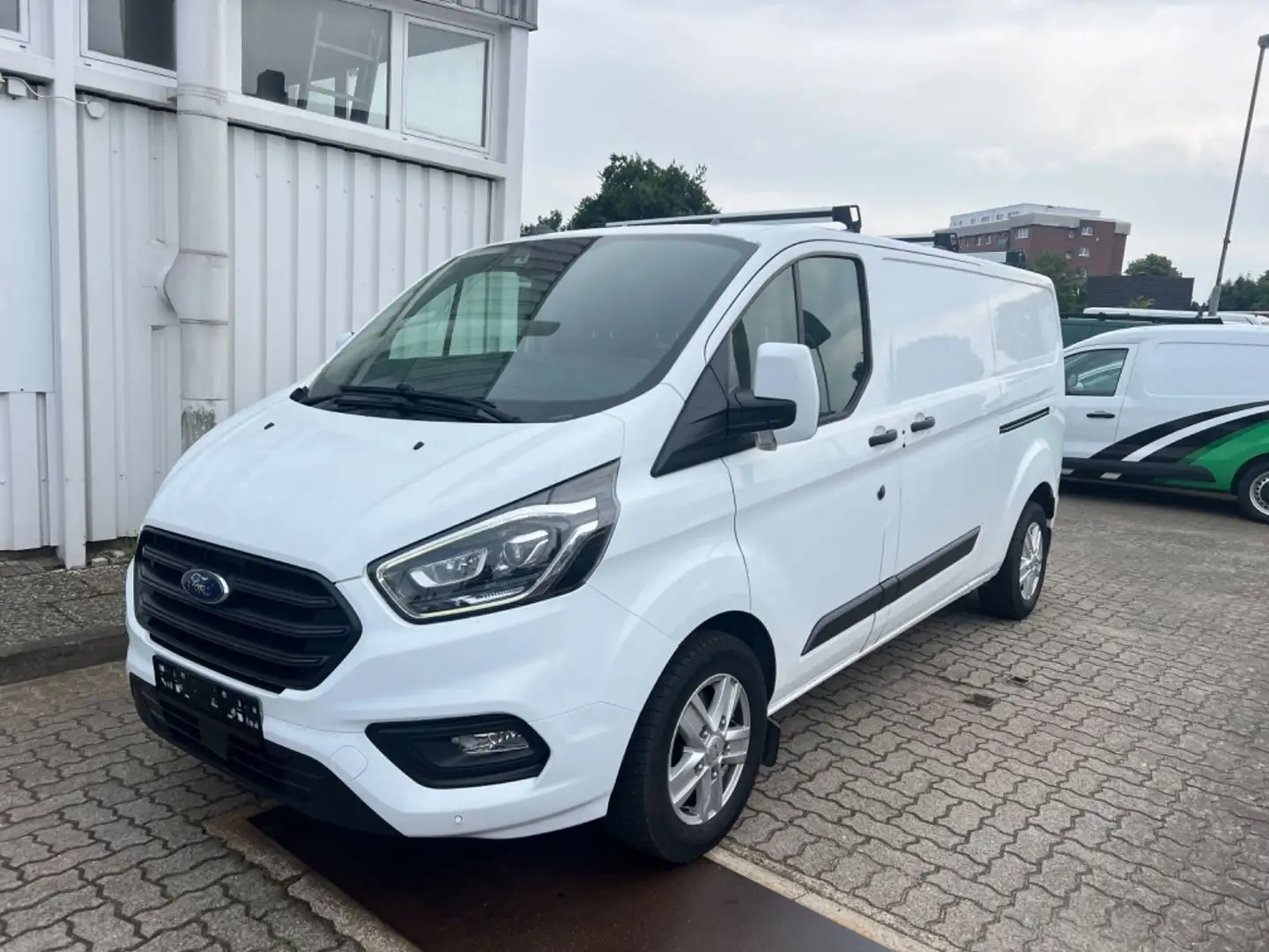 Ford Transit Custom TRANSIT CUSTOM 320 L2 TREND LANG STANDHZ/KAMERA Wit - 1