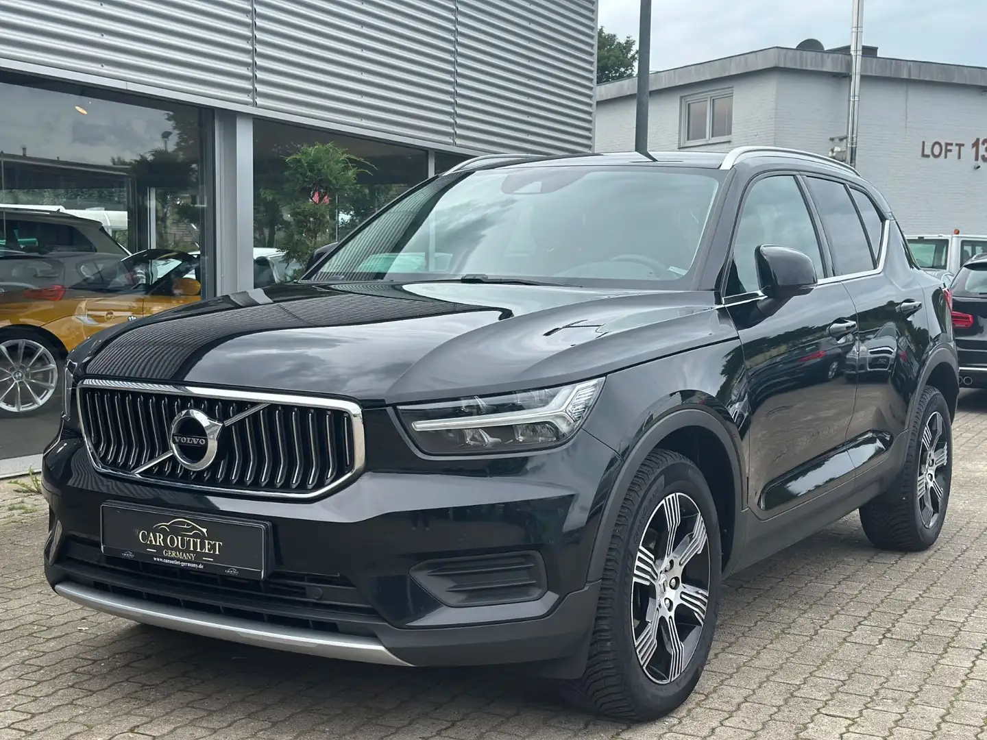 Volvo XC40 Inscription 2WD | Leder | Spurhalte | LED Schwarz - 1