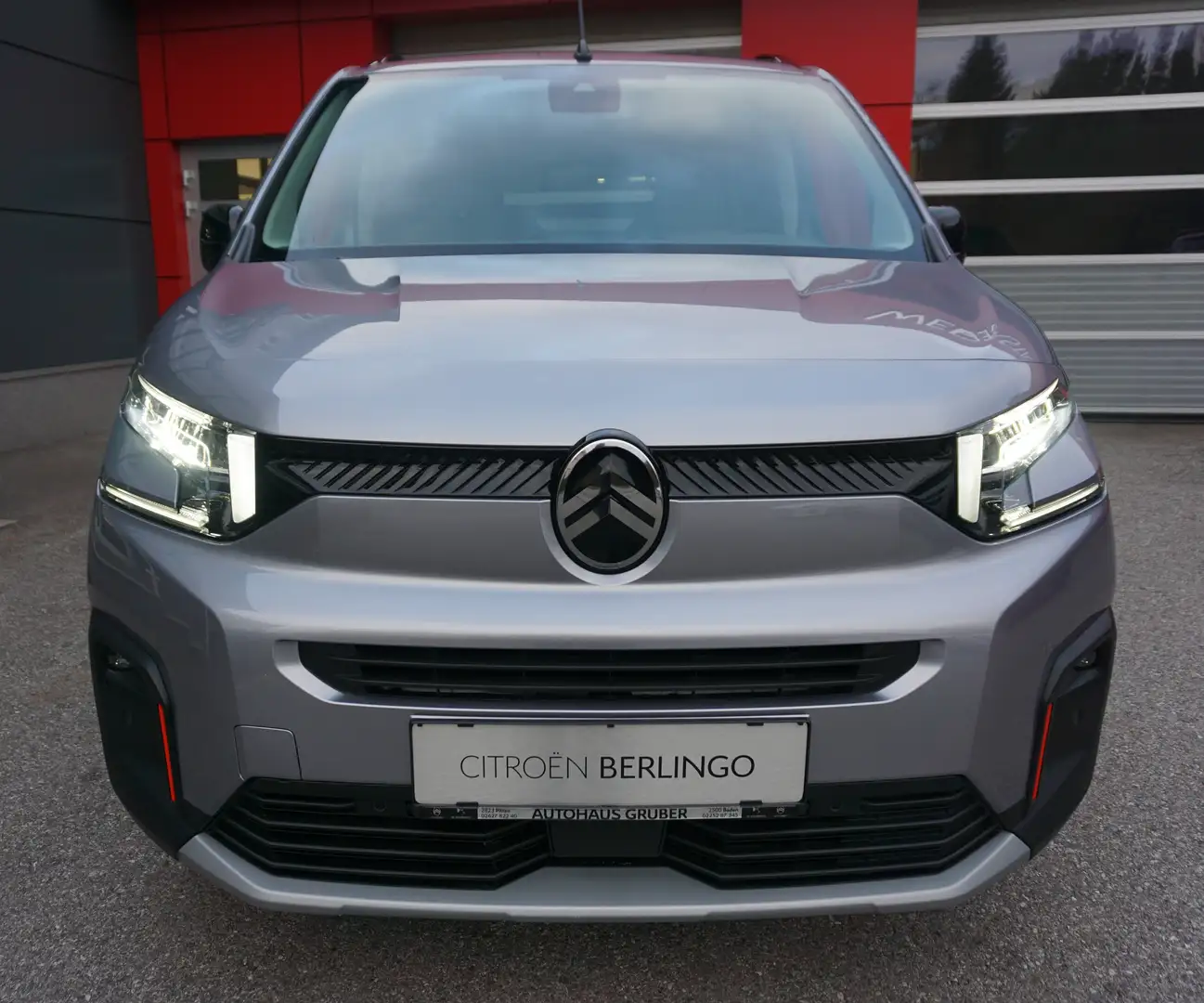 Citroen Berlingo BHDi 130 EAT8 M Max  XTR Grau - 2