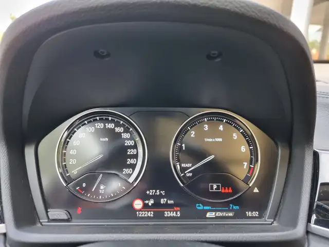 BMW X1 view 18