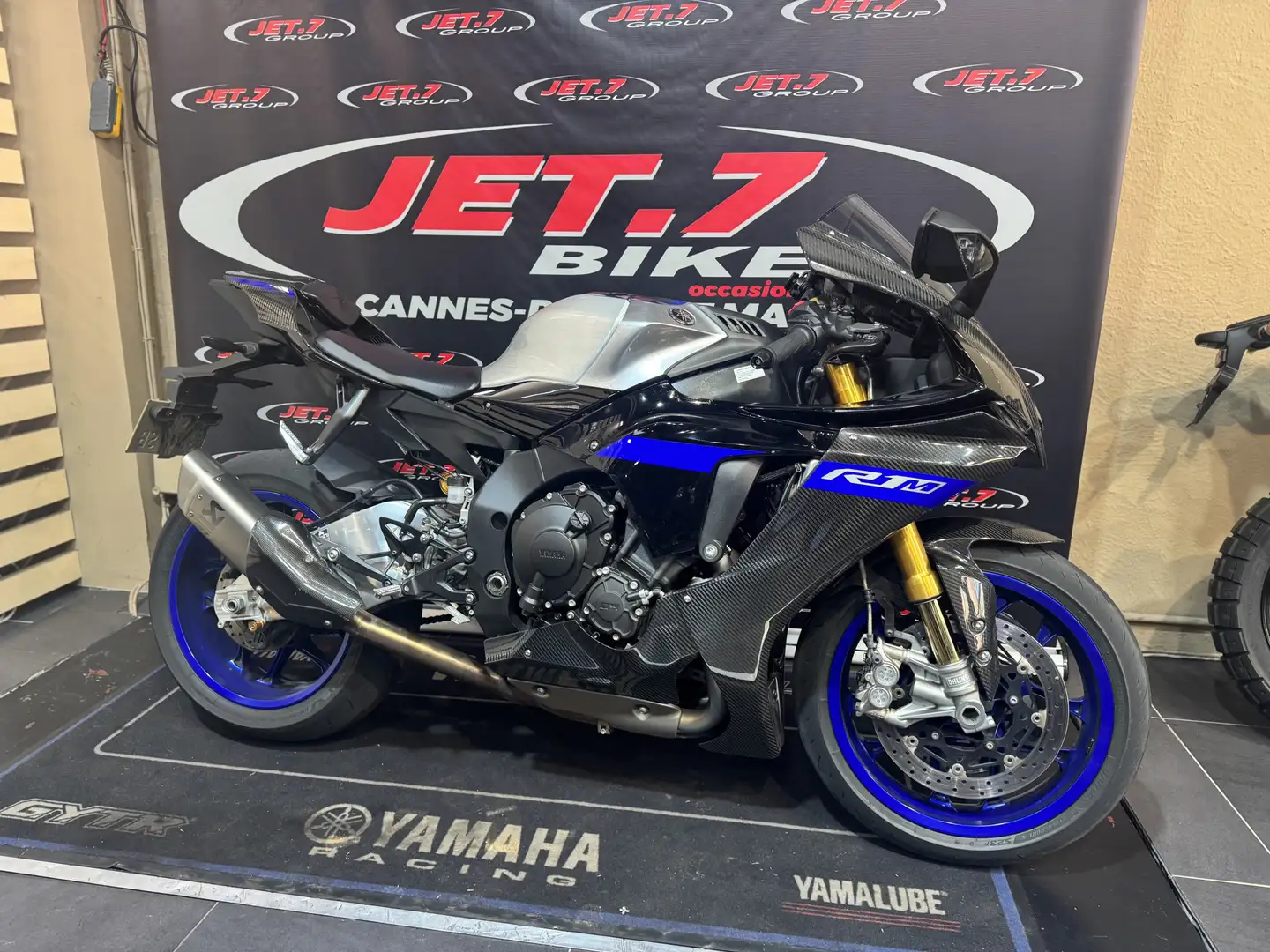 Yamaha YZF 1000 - 1