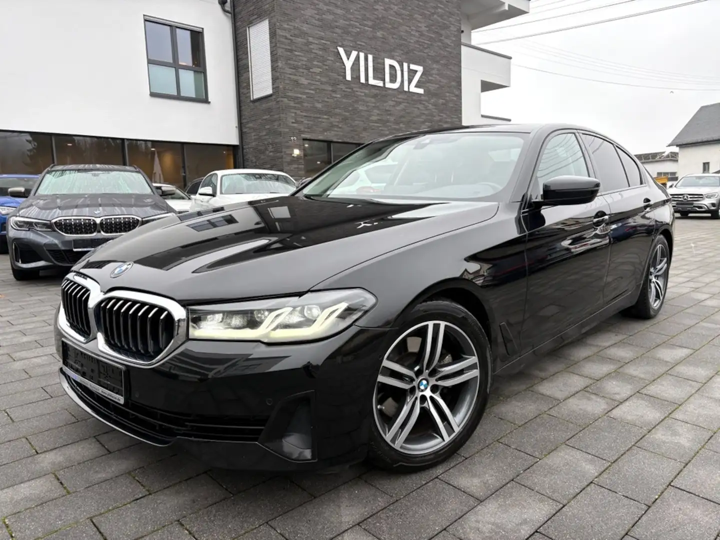 BMW 520 520dA Lim. LUXURY * LED * NAVI * SHADOW Negro - 1