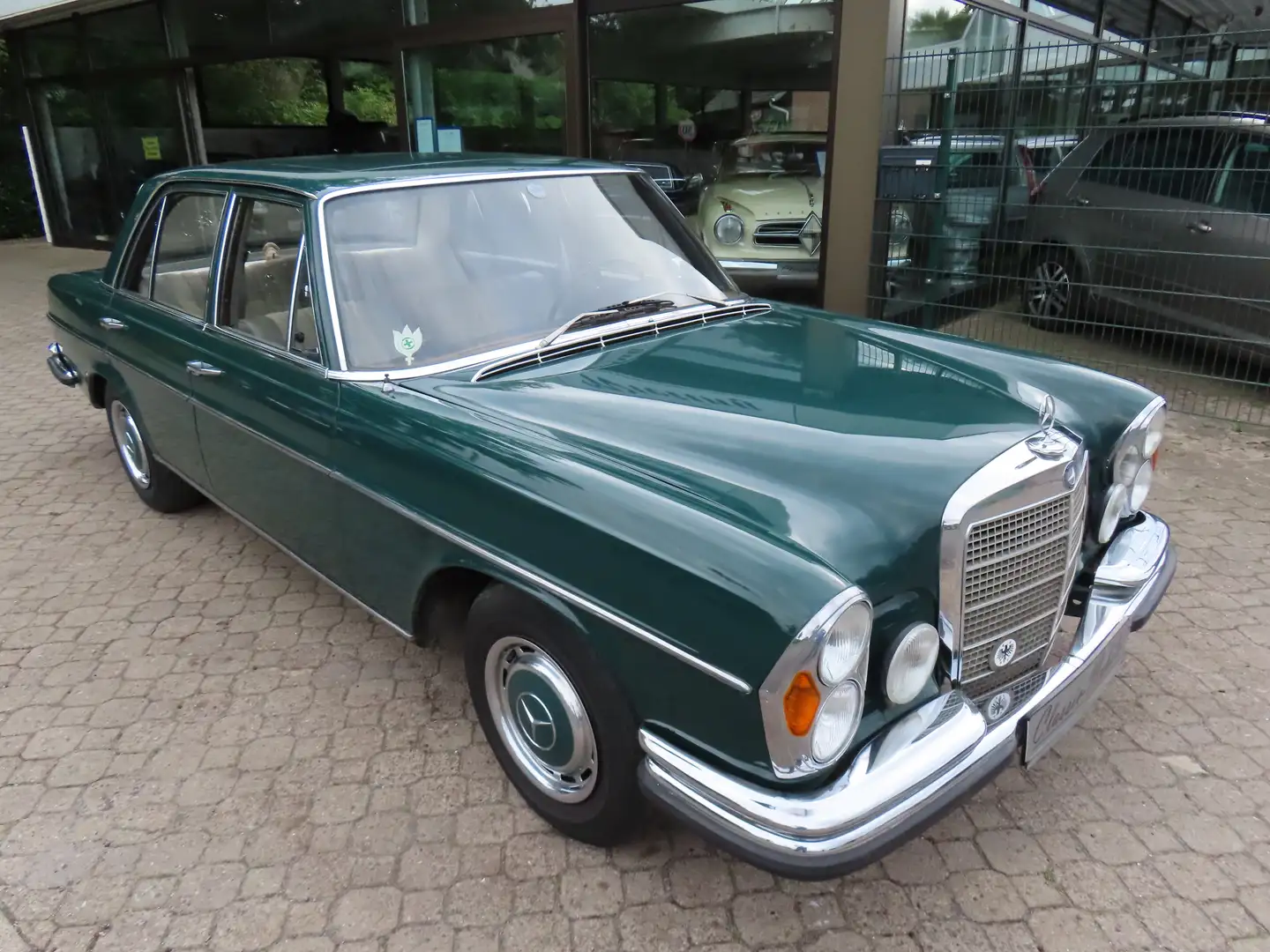 Mercedes-Benz S 280 W108 *H-Kennzeichen*HU neu*Automatik*Schiebedach* Green - 1