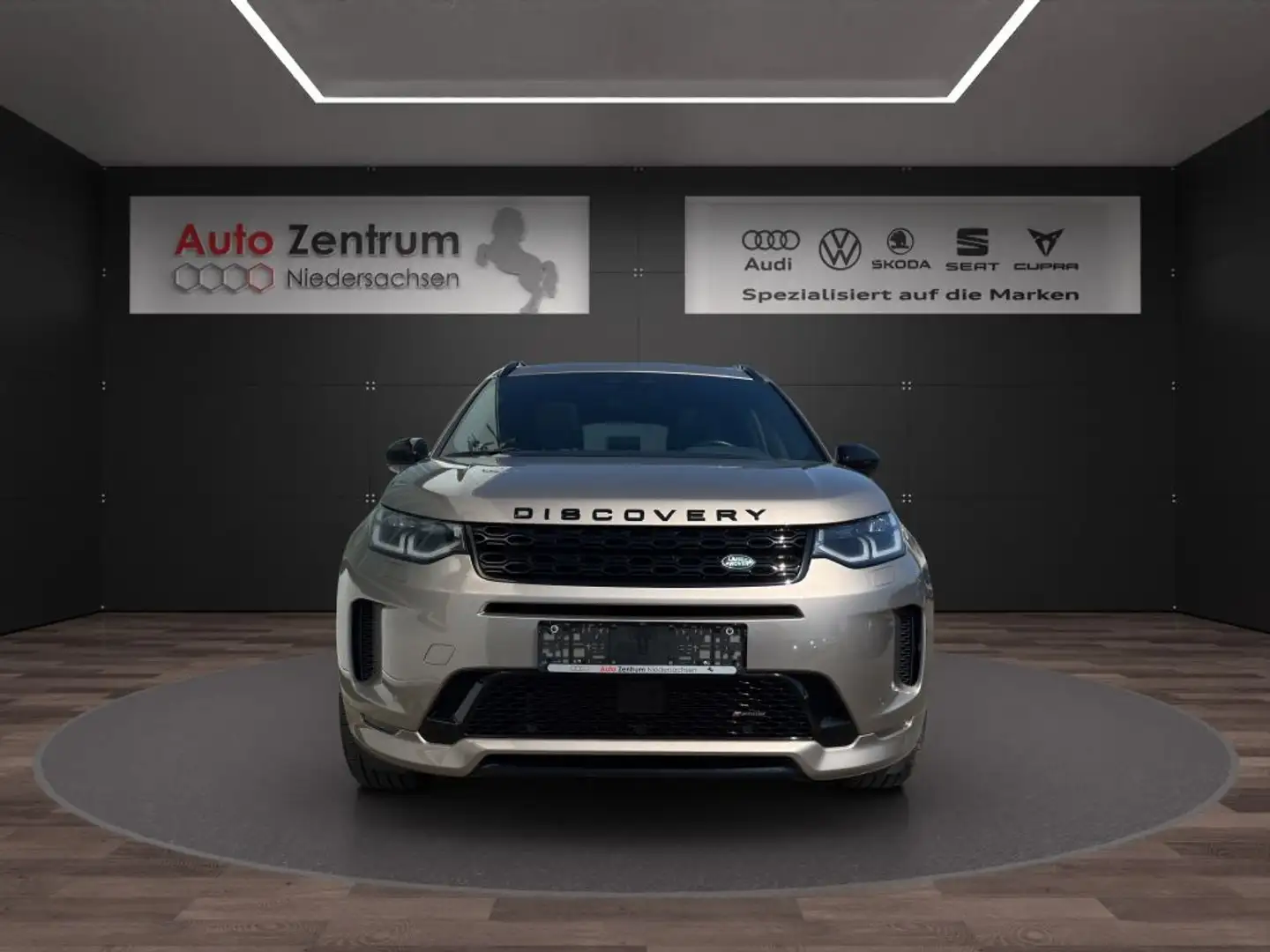 Land Rover Discovery Sport P300e R-Dynamic HSE Plug-in Hybrid AHK Meridian Bronze - 2