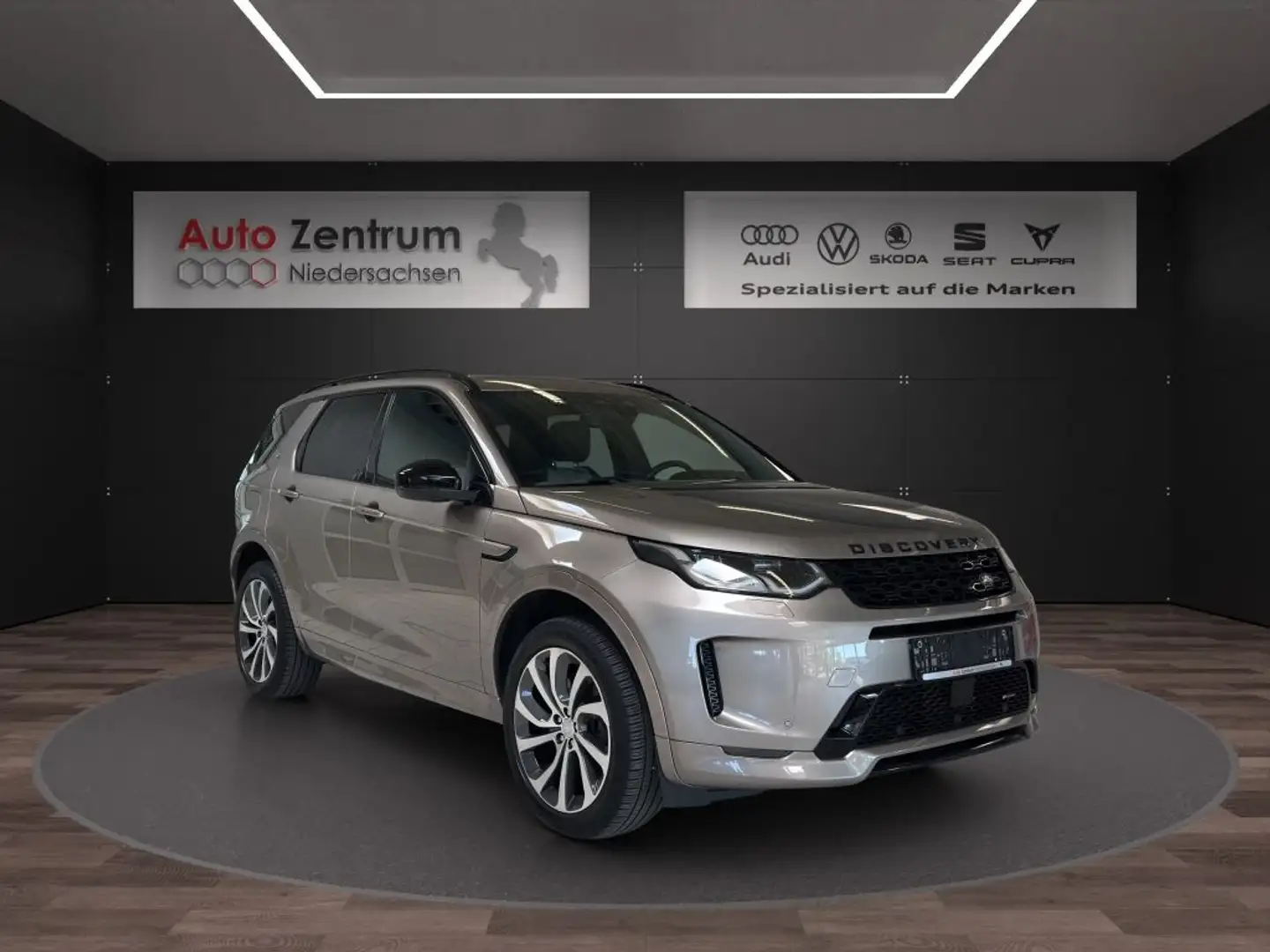 Land Rover Discovery Sport P300e R-Dynamic HSE Plug-in Hybrid AHK Meridian Bronze - 1