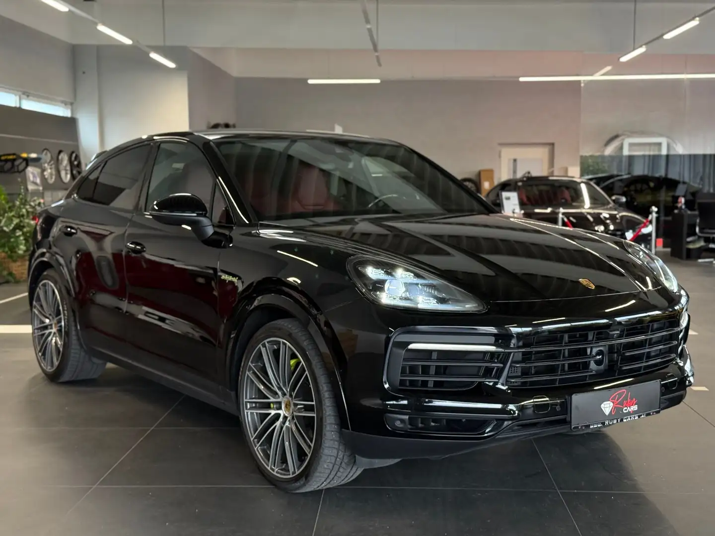 Porsche Cayenne Coupe E-Hybrid PHEV Aut. - 1