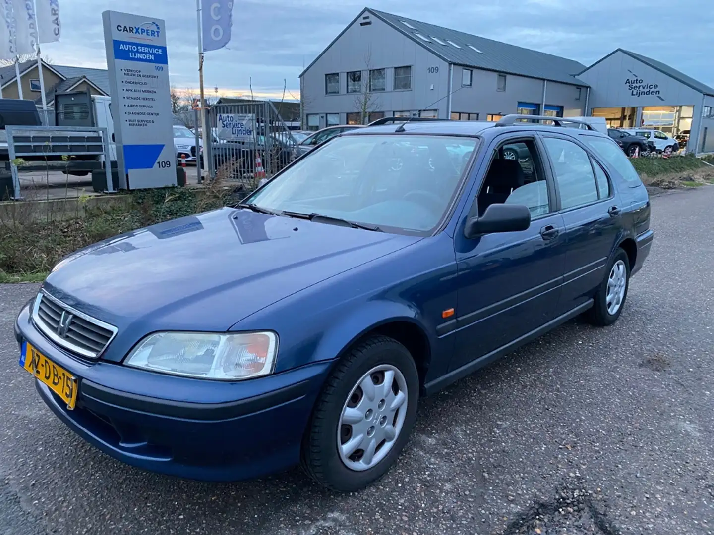 Honda Civic Aerodeck 1.5i VTEC-E Blauw - 1