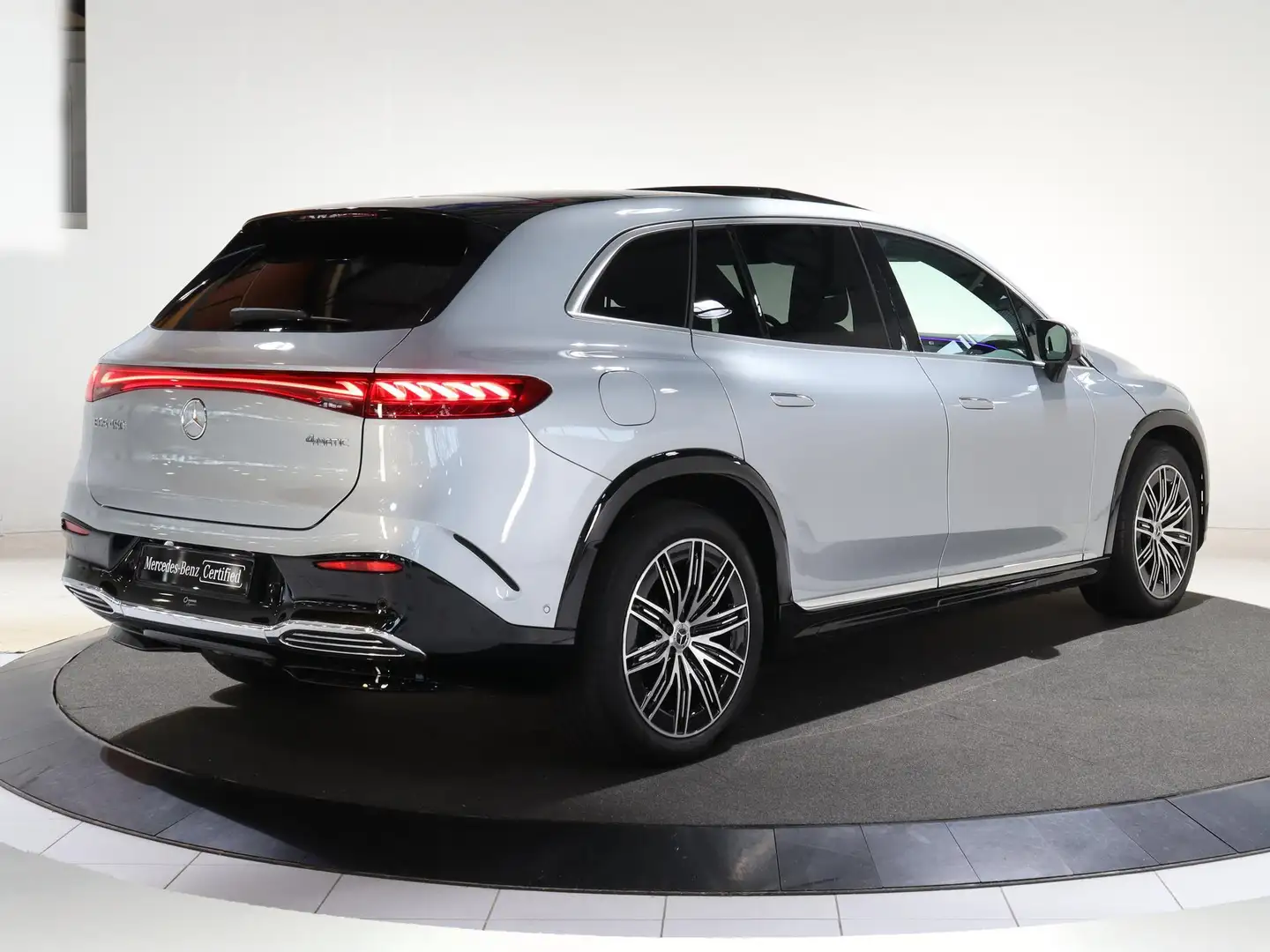 Mercedes-Benz EQS SUV 450 4MATIC AMG Premium Plus | 7-persoons |  Rij-as Srebrny - 2