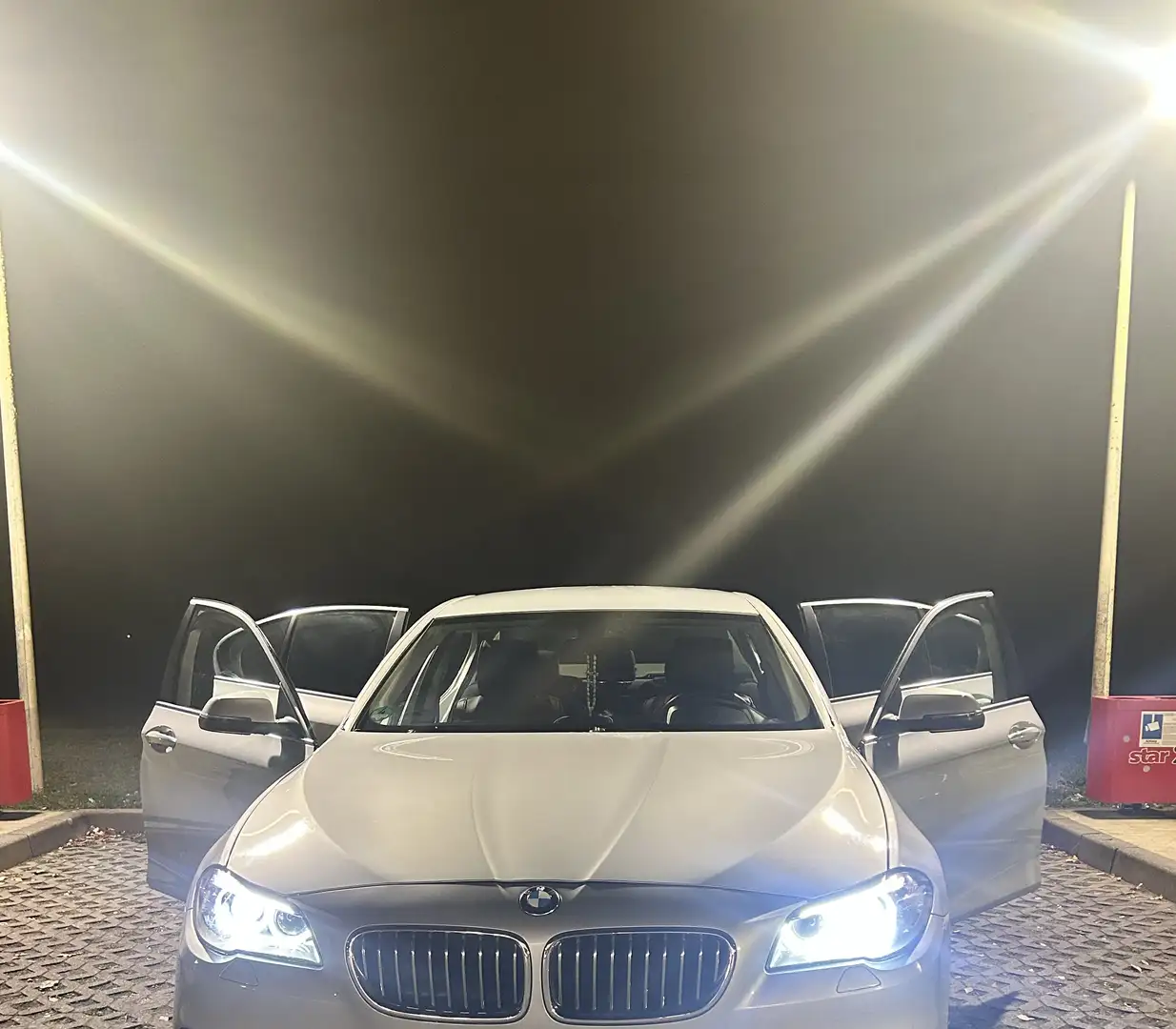 BMW 520 520 d Grau - 2