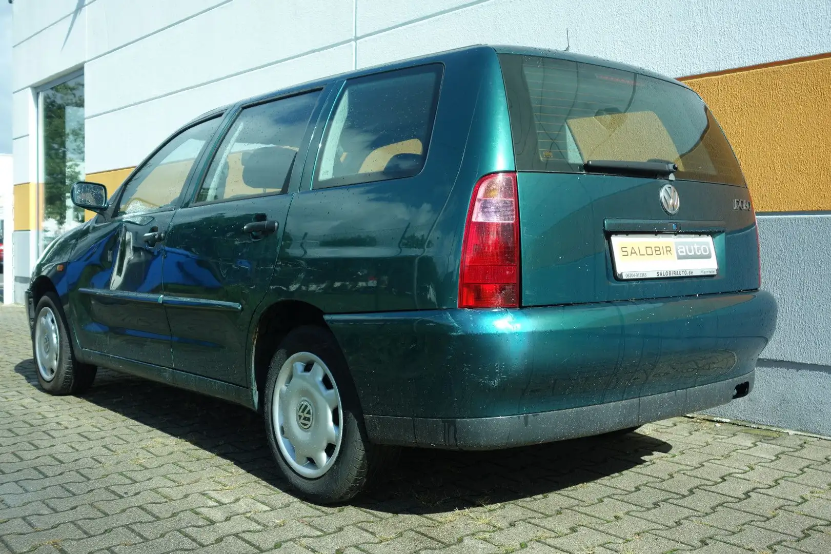 Volkswagen Polo Variant 1.6 Comfortline Automatik Klima 8-F Vert - 2