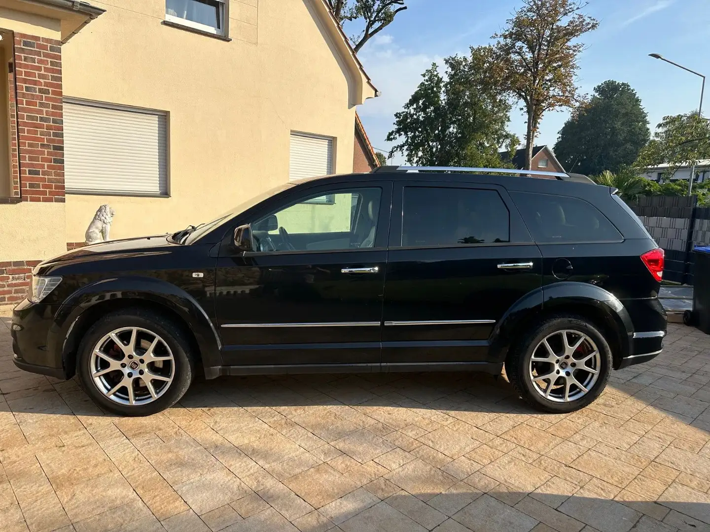 Fiat Freemont 2.0 Lounge AWD+Nur Export+kein Tüv+ Negro - 2