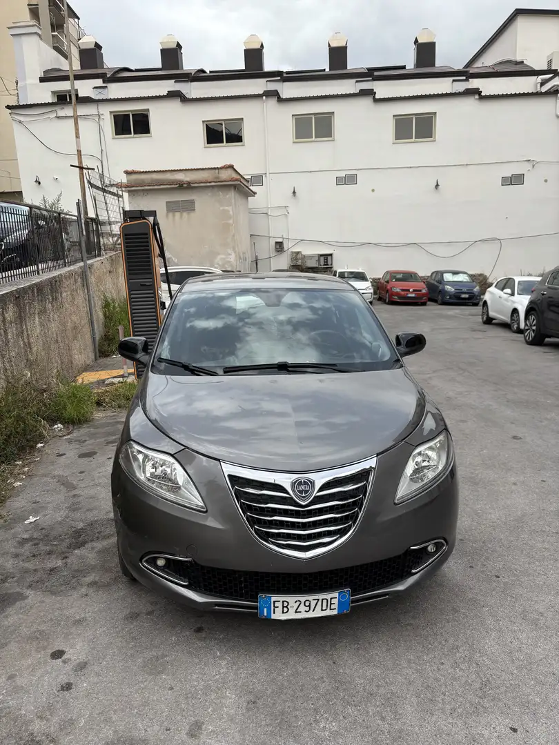 Lancia Ypsilon Lancia Yipsilon 2014 - 1