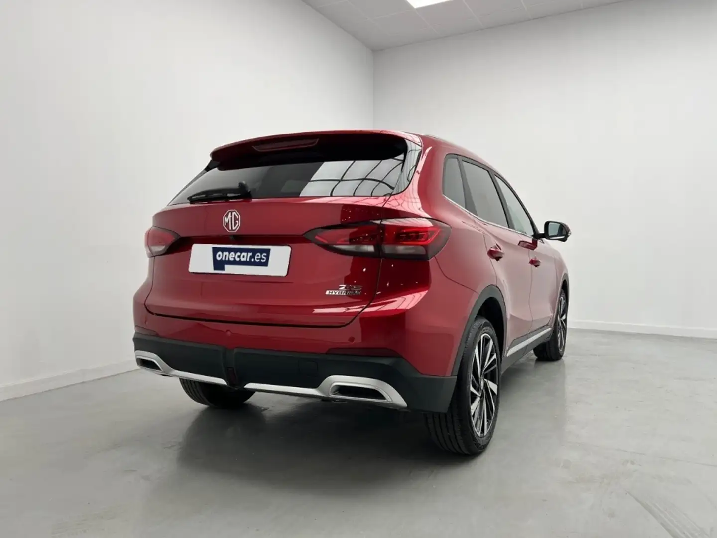 MG ZS 1.5 HEV LUXURY 197CV Rood - 2