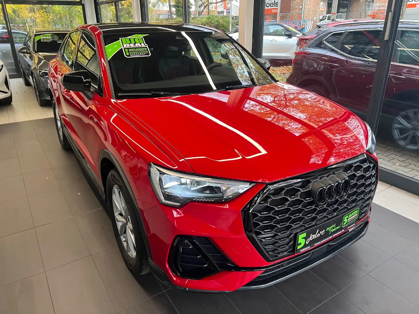 Audi Q3 Sportback 45 1.4 TFSI e S-Line LED+Navi+360Kam Rot - 2