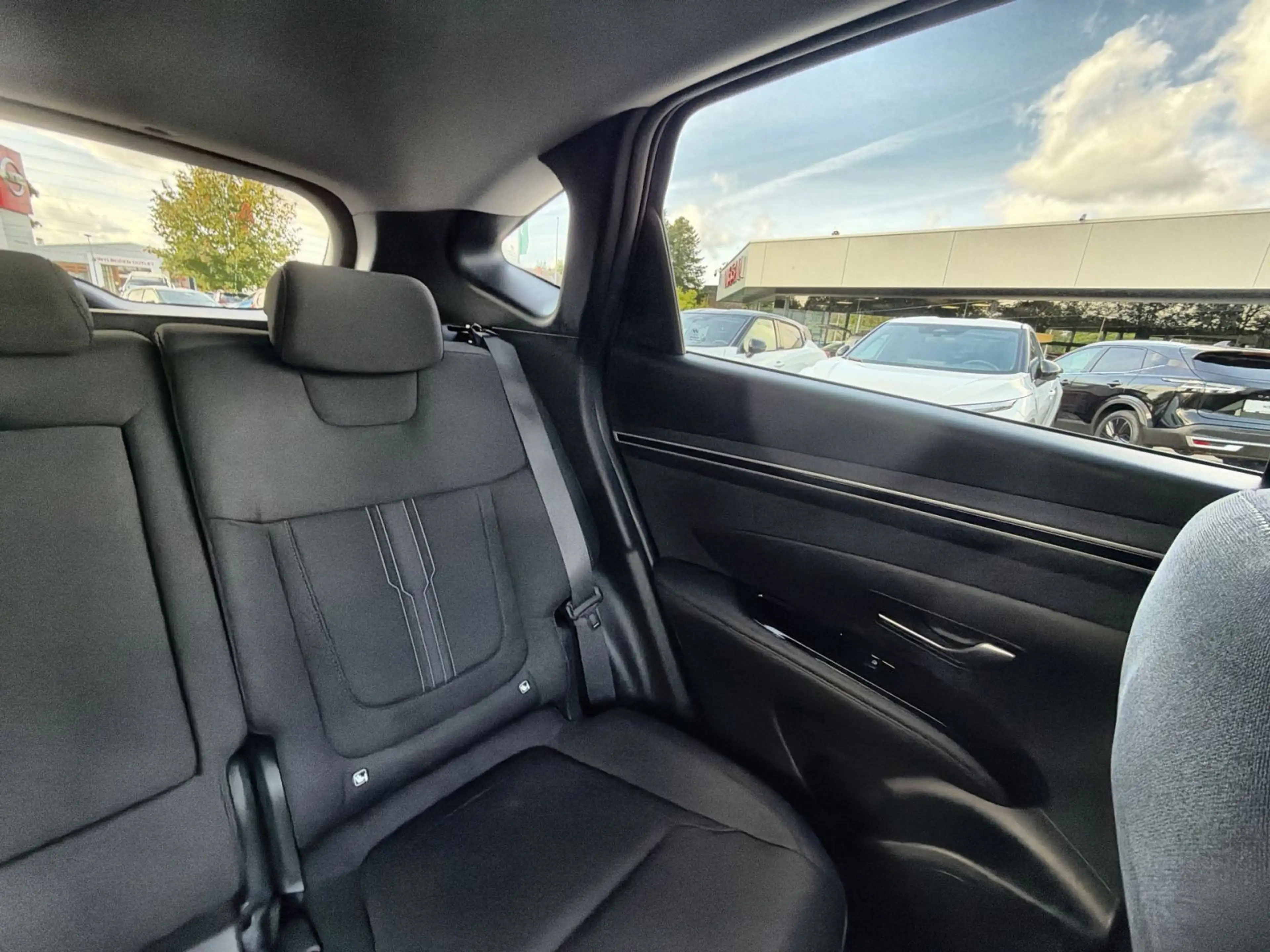 Hyundai TUCSON 1.6T-GDI Trend 2WD*Navi*Kamera*Allwetter — photo 14