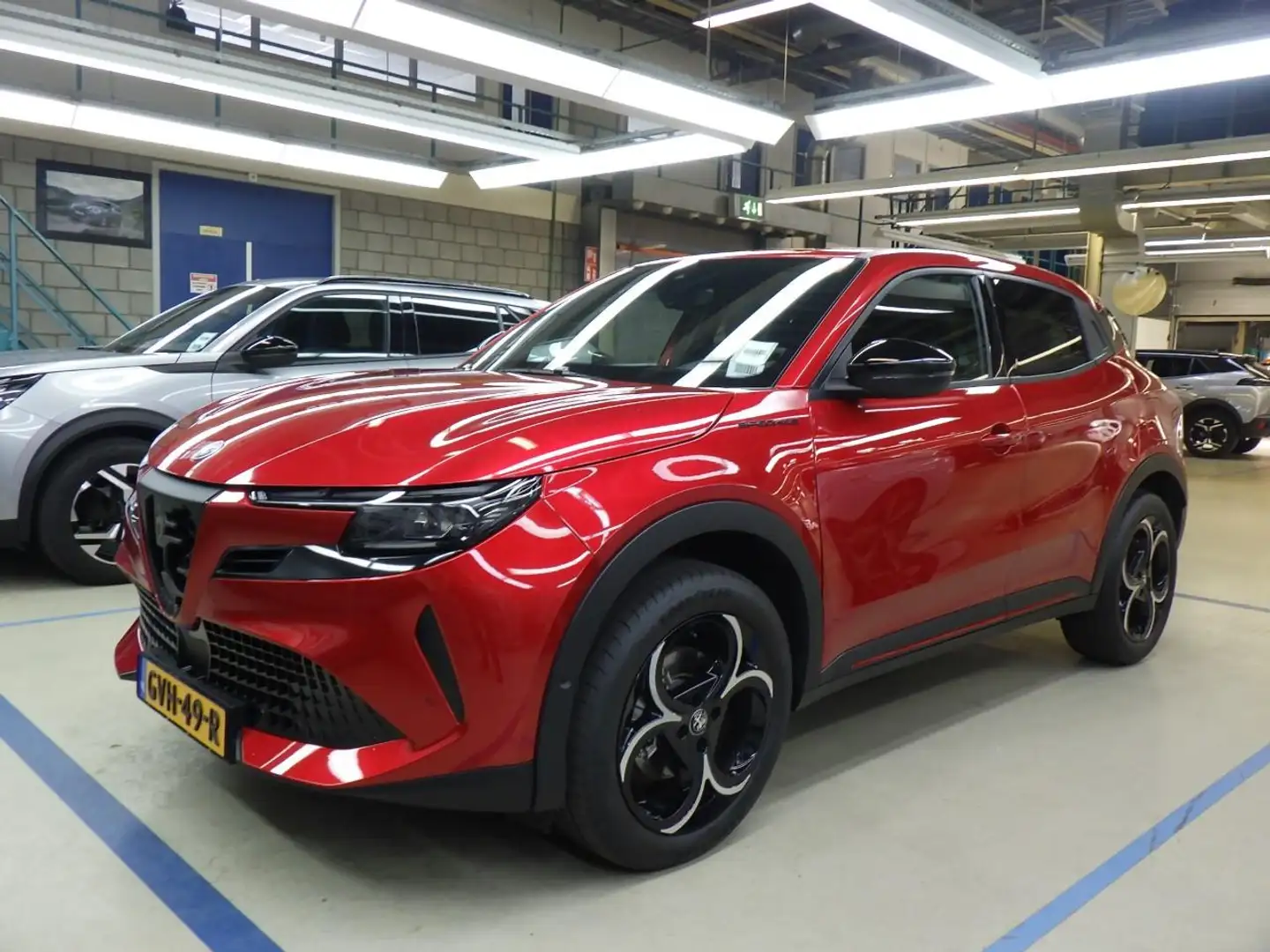 Alfa Romeo Junior 1.2 Turbo Hybrid Ibrida Speciale 136pk Automaat | Rood - 1