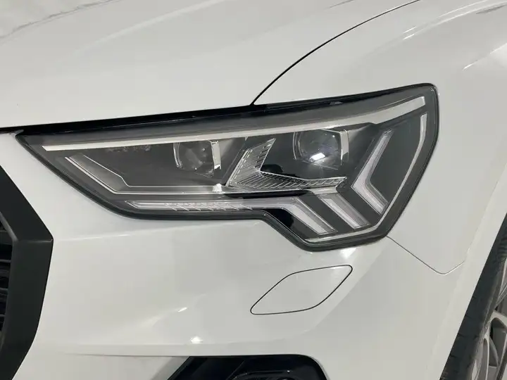 Audi Q3 2024, foto 16