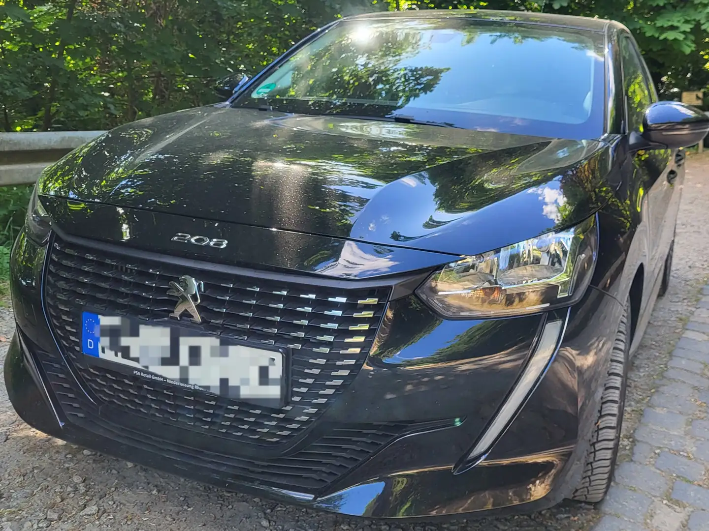 Peugeot 208 208 PureTech 100 Allure Modell2020 Schwarz - 2