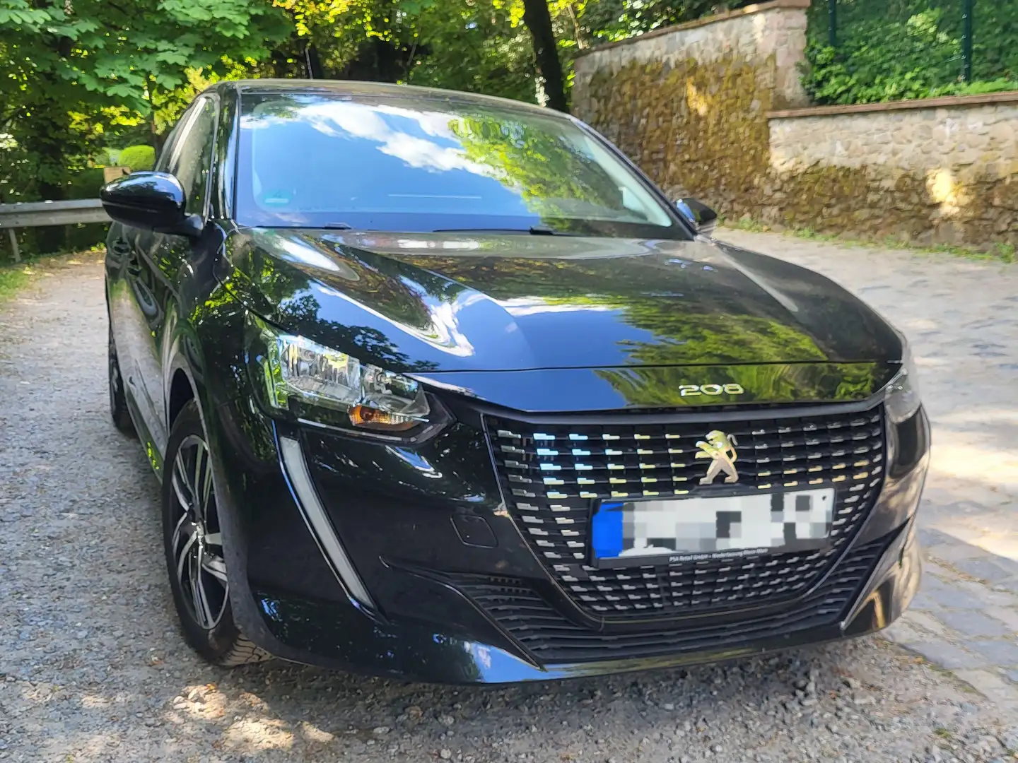 Peugeot 208 208 PureTech 100 Allure Modell2020 Schwarz - 1
