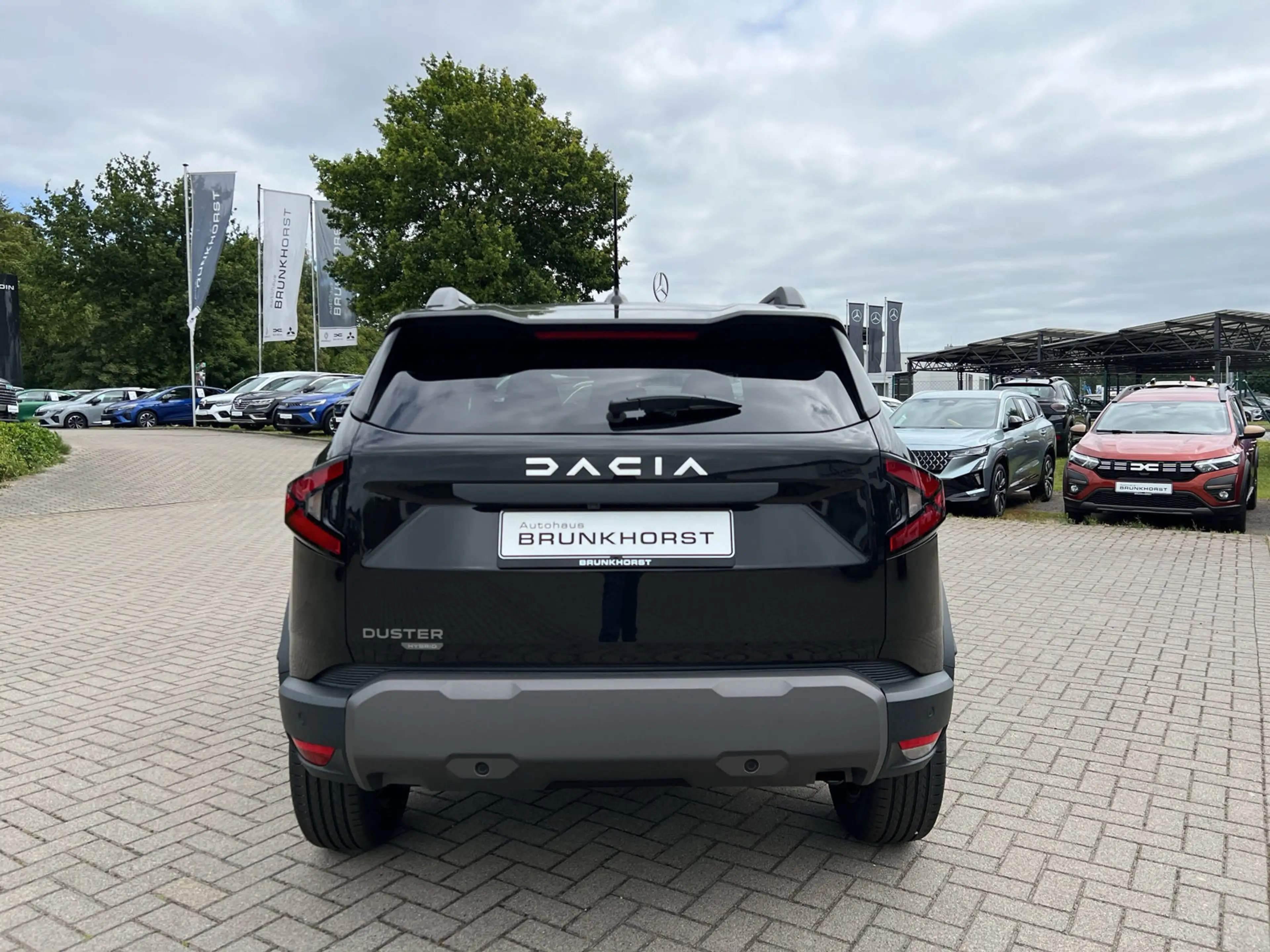 Dacia Duster Full-Hybrid 155 Journey Winterpaket+Navi+LED — photo 2