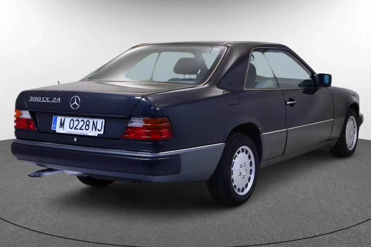 Mercedes-Benz CE 300 E-CLASS 24V 2P, foto 4