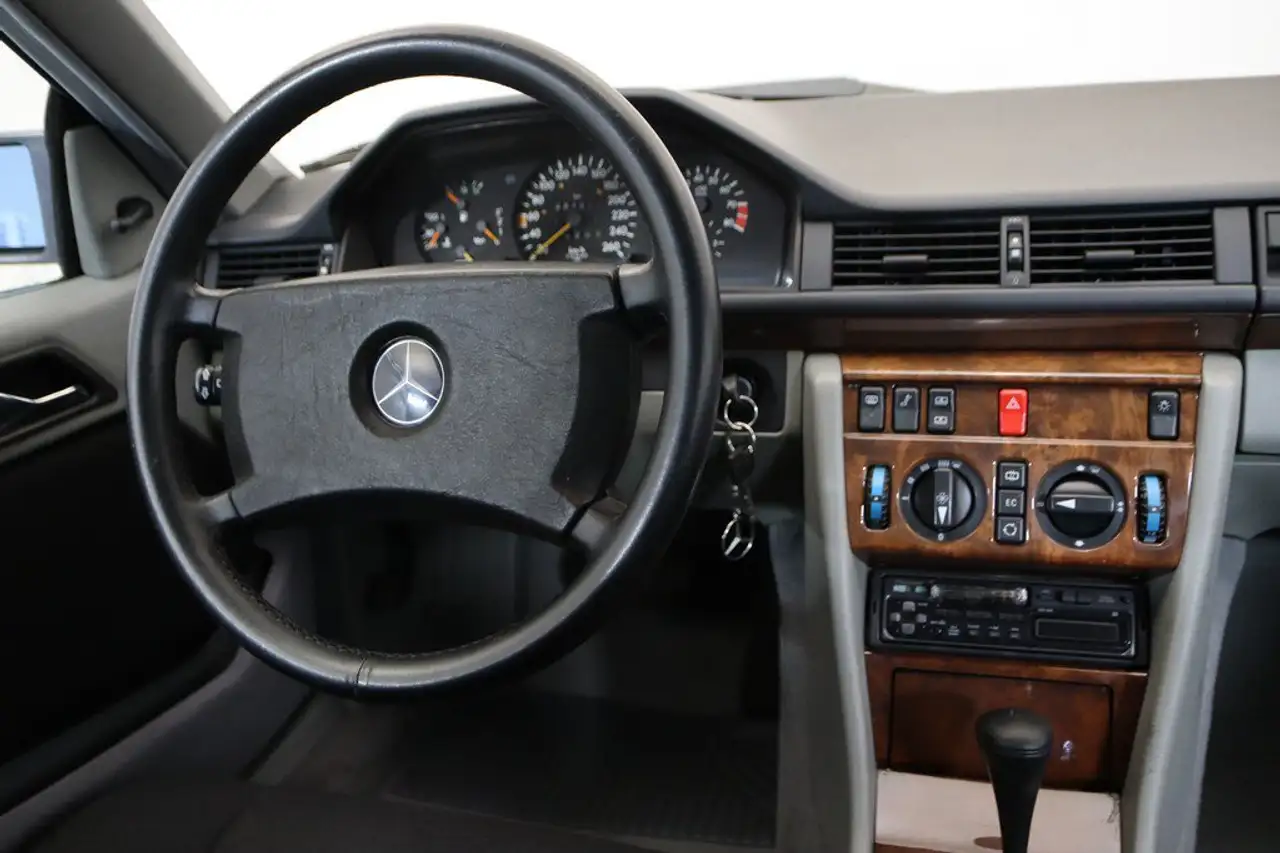 Mercedes-Benz CE 300 E-CLASS 24V 2P, foto 11