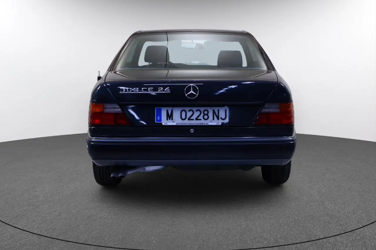 Mercedes-Benz CE 300 E-CLASS 24V 2P, foto 5