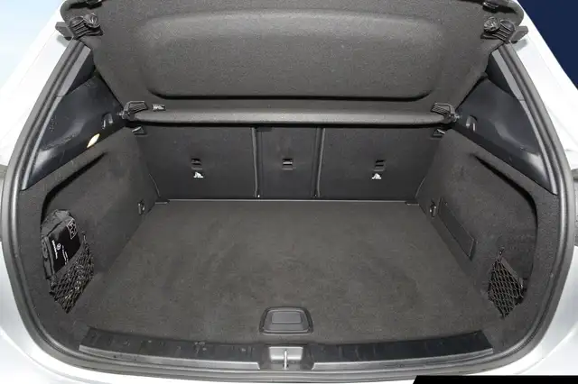 Mercedes-Benz Gla view 15