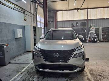 X-TRAIL 2.5L 169 4X4 LE M-CVT